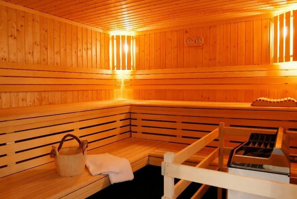 Le Fitness & Business Studio - Airbus -Piscine Spa Tolosa 0*,  Francia