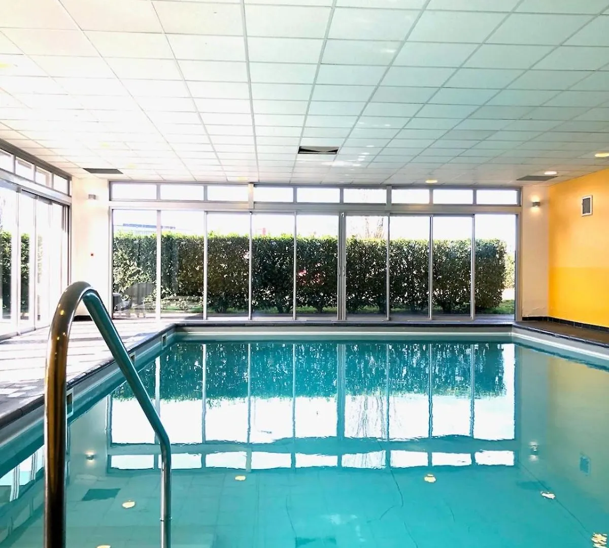 Le Fitness & Business Studio - Airbus -Piscine Spa Tolosa Francia